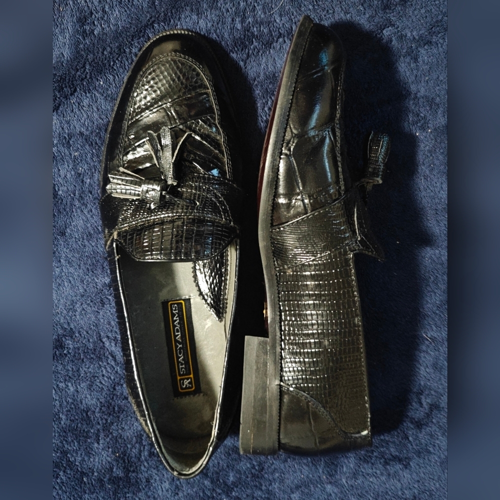 Stacy Adams Men's size 8.5 genuine Snake dress shoes